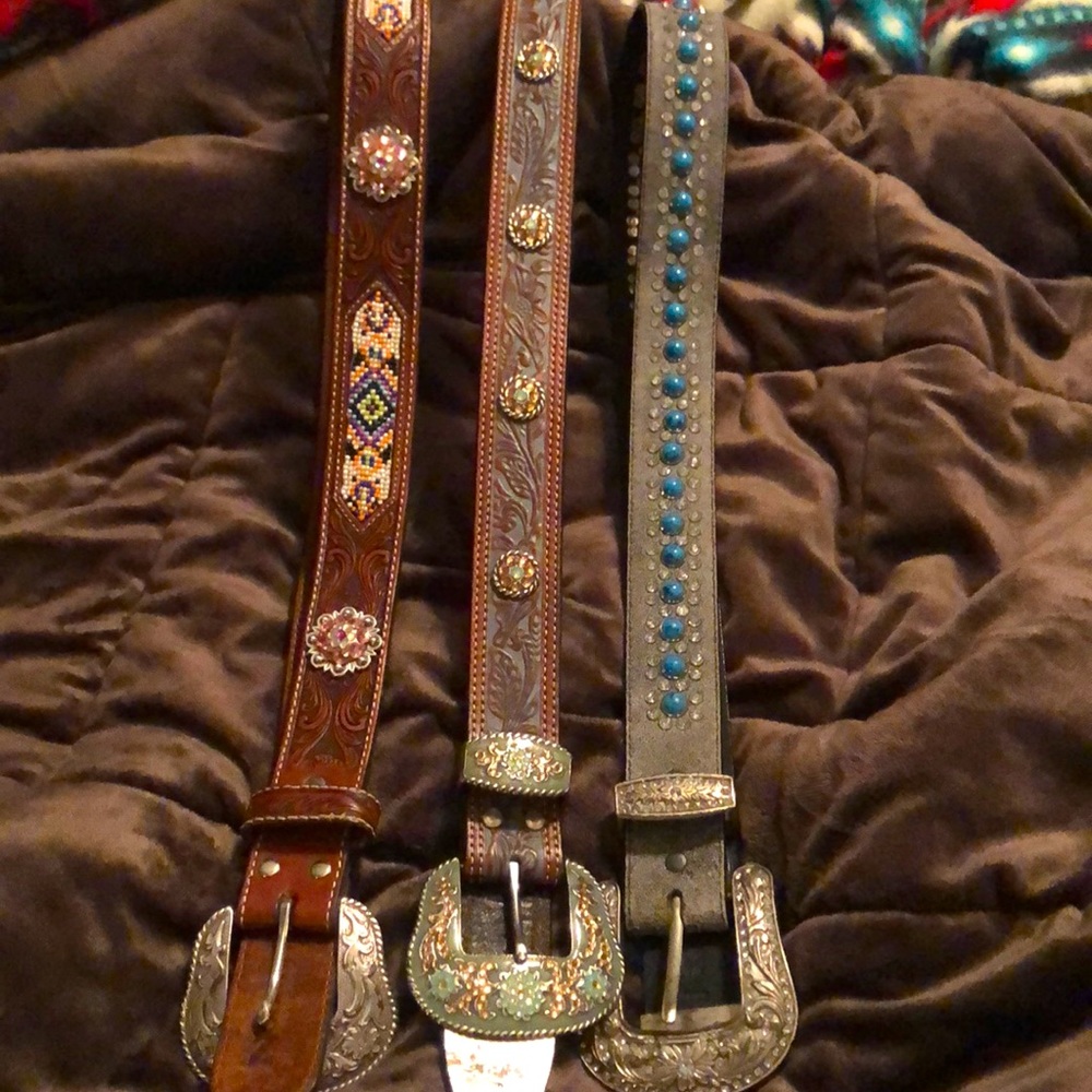 3 Nacona belts!!!